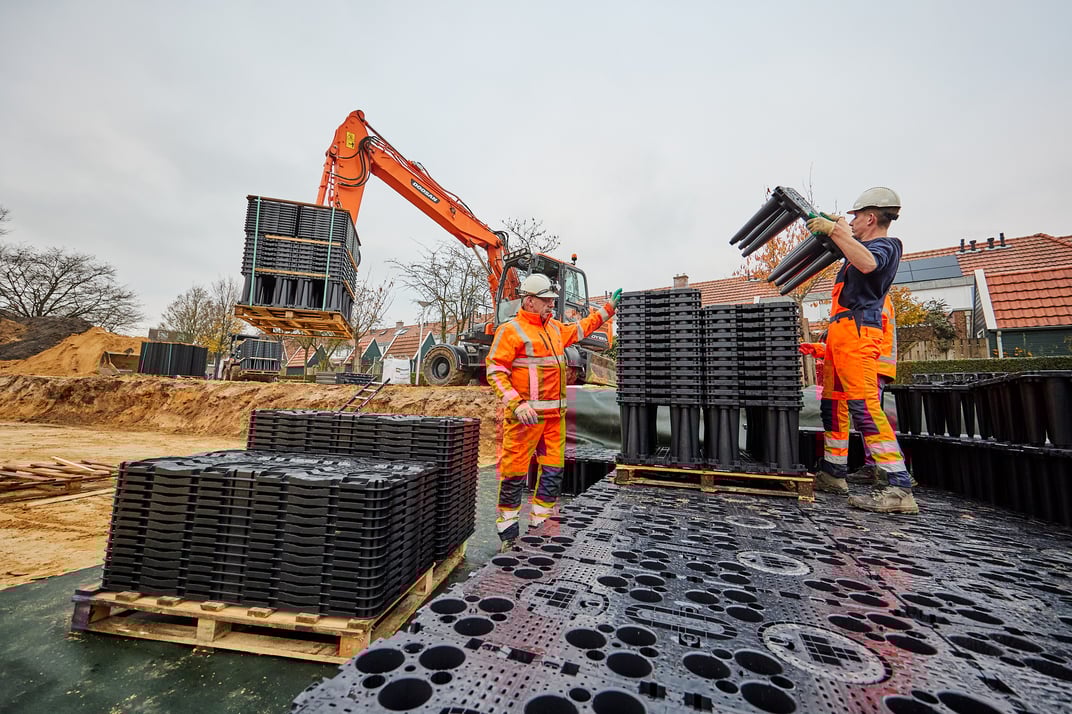 Beeld 4- Azaleapark Zwolle_Wavin_installatie_AquaCell kratten