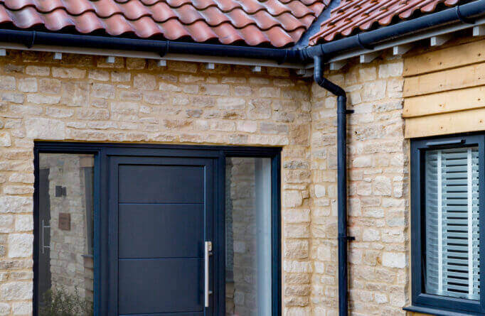 Deepline in anthracite grey on house
