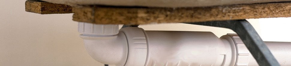 HepVO waterless waste trap under bathtub