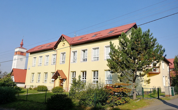 nase_mesto_ZSTranovice_Sentio (01)