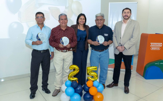 reconocimientos a colaboradores