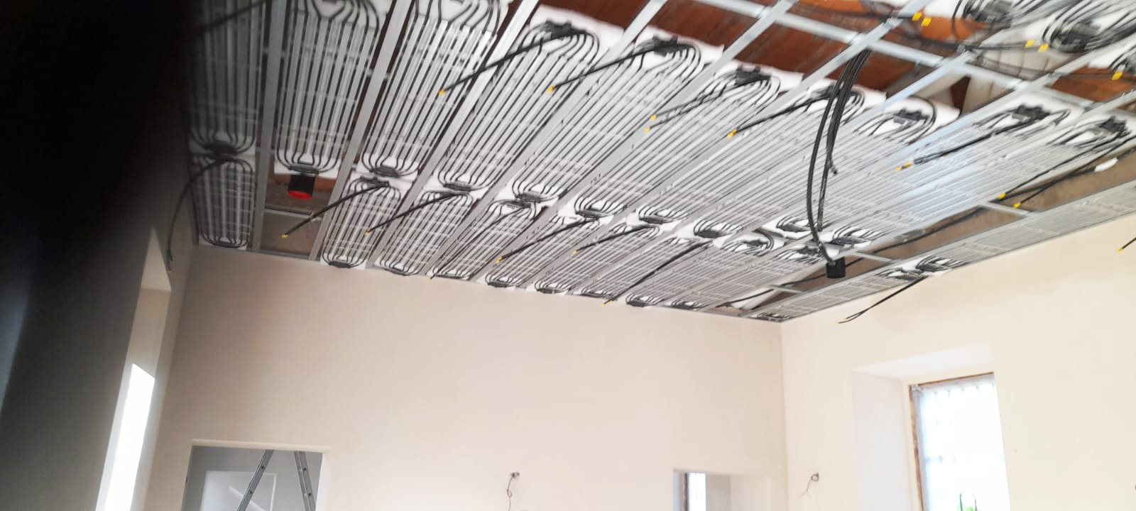 wavin-italia_climatizzazione-radiante-a-soffitto-wavin-comfia