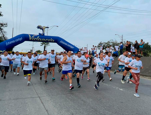 Festival atlético “Yo vivo sin drogas, tú decides”, una carrera 5K promovida por la Policía Nacional que contó con el apoyo de Plastigama Wavin